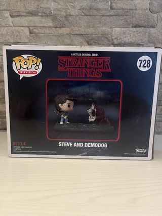Funko Pop! Stranger Things Steve vs DemoDog 728