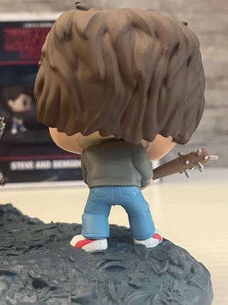 Funko Pop! Stranger Things Steve vs DemoDog 728