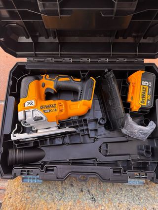 Sierra de Calar Dewalt DCS334 XR