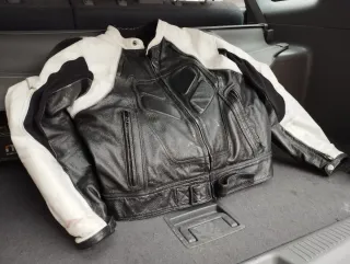 Chaqueta Moto Cuero Negra/Blanca Talla XL