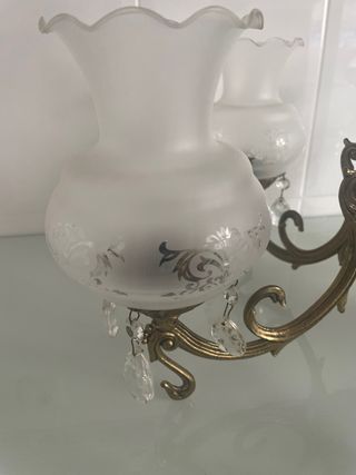 Lámpara de Bronce con Cristales y tulipas