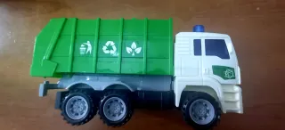 Lote de 3 Juguetes: Camión, Helicóptero y Coche