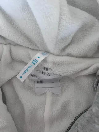 Mono buzo bebé 1-3 meses gris acolchado