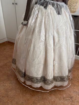 Cubre falda de fallera