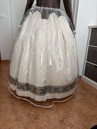 Cubre falda de fallera