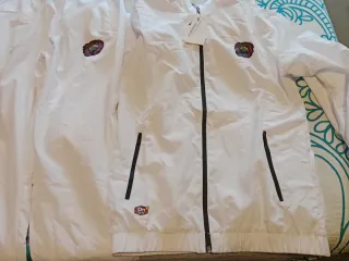 Chándal Nike talla L chándal Lacoste talla M