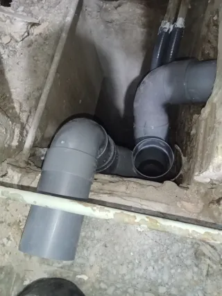 Cambio de bajantes de tubería pvc