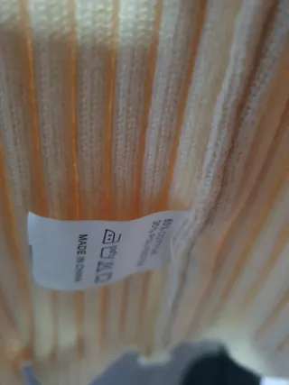 Chaqueta canalé con cuello y puños de pelo