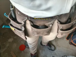 Se realizan trabajos Pladur pintura y electricidad