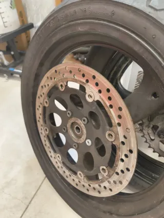 Ruedas Suzuki GS500 2004