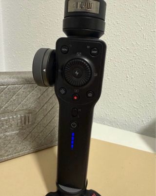Estabilizador Zhiyun Smooth 4 para Móvil