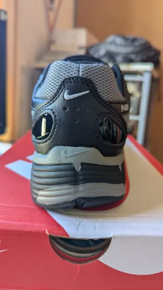 Nike P-6000 Zapatillas Negras y Grises
