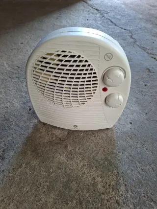 Calefactor Eléctrico Blanco