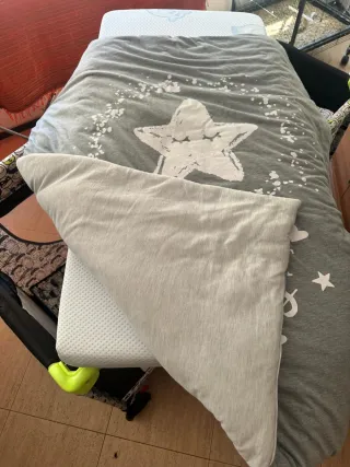 Cuna de viaje plegable