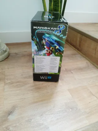 Caja Wii U Mario Kart 8 Premium Pack