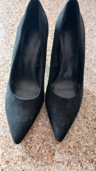 Botines y Zapatos Negros