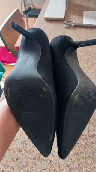 Botines y Zapatos Negros