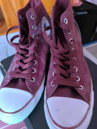 Converse All Star Rojas con detalle de cremallera