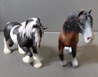 2 Caballos de Goma Dura