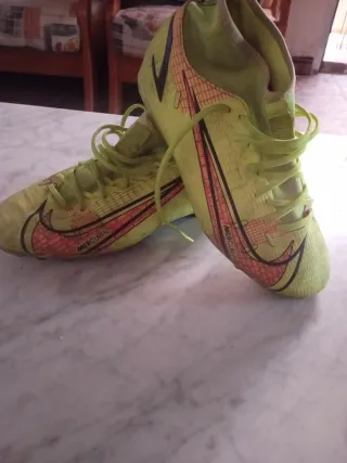 Botas de fútbol Mercurial