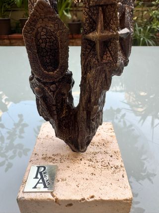 Escultura de Bronce Macizo, Firmada Rafael Galván.