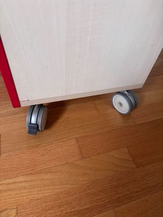 Baúl de almacenaje con ruedas