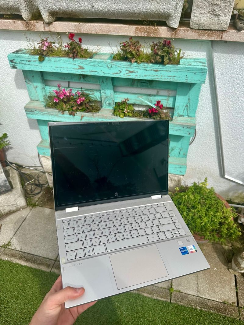 HP Pavilion x360 14 Táctil Convertible