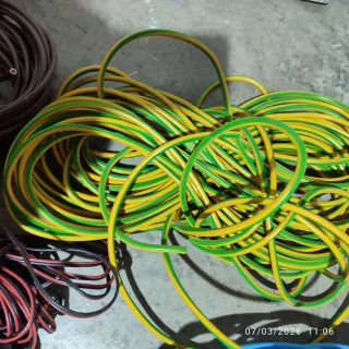 Cables eléctricos varios colores. 19m cada uno +o-