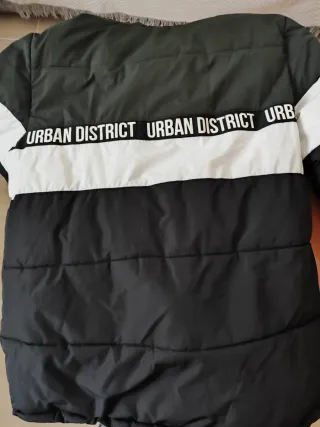 Abrigo TENTH Negro, blanco y Verde