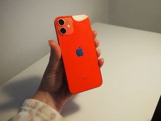 iPhone 12 mini rojo 256GB