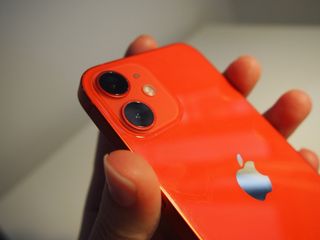 iPhone 12 mini rojo 256GB