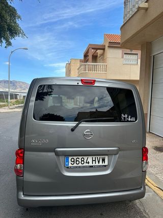 Nissan NV200 2014