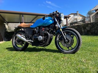 Yamaha XJ6 Cafe Racer Azul/Marrón