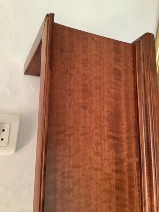 Galería de madera para puerta o ventana