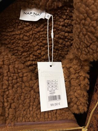 Cazadora forrada efecto piel marrón