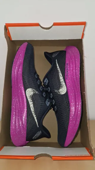 Nike Pegasus Plus SE. T43