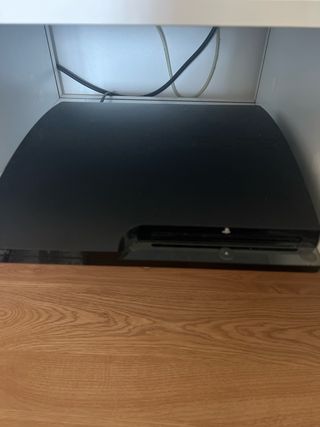 Consola PS3 + 2 Mandos + 6 Juegos