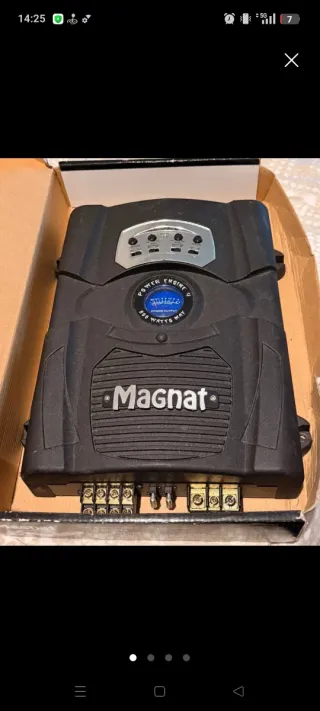 Amplificatore Magnat Nero