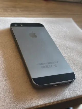 Apple iPhone 5S Argento