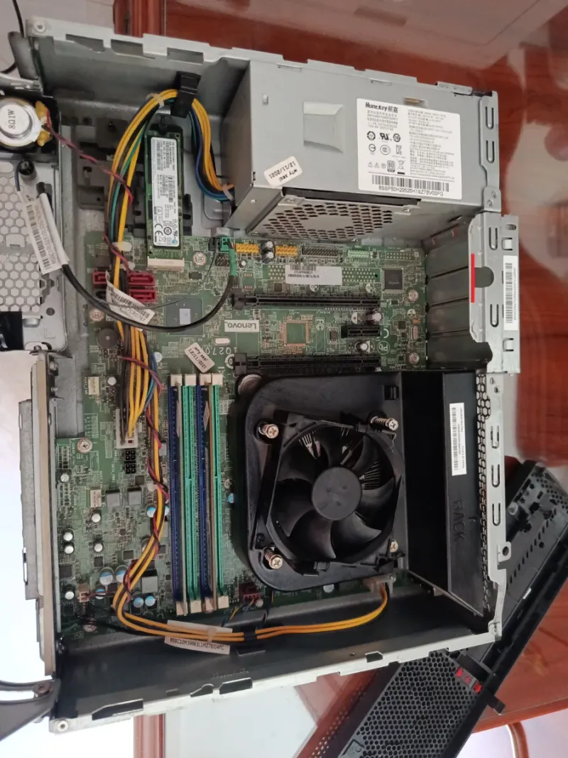 Ordenador Lenovo SSF M910S