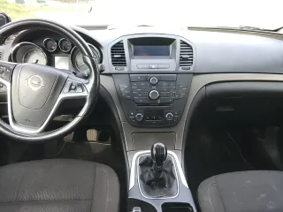 Opel Insignia 2011