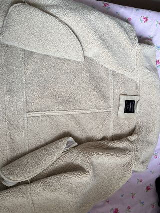 Chaqueta beige calentita(precio negociable )