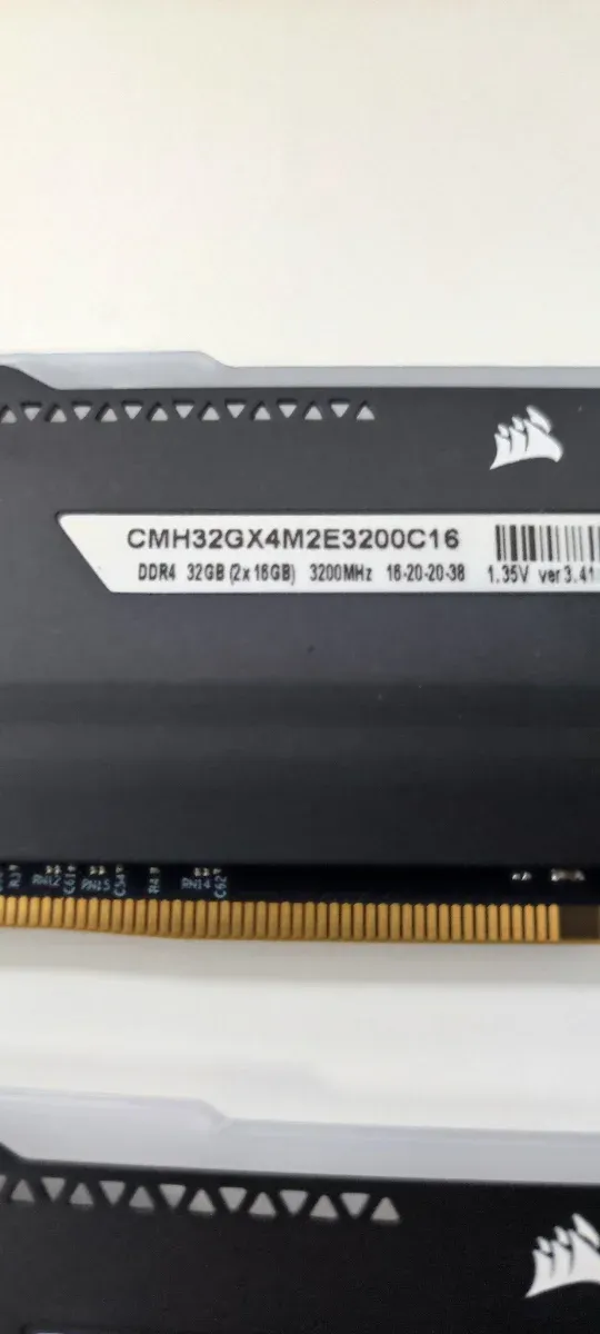 RGB Corsair Vengeance DDR4 32GB afbeelding 3