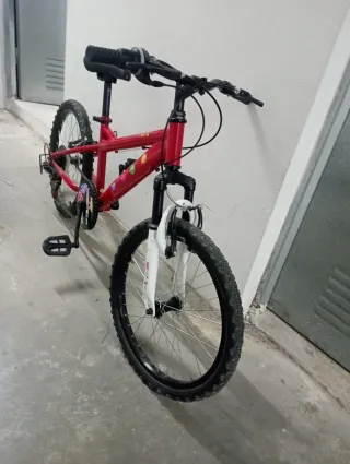 Bicicleta 20 Infantil Roja