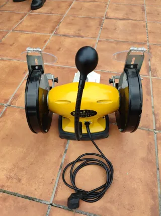 Amoladora Far Tools BG 200B