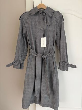 Gabardina de cuadros gris Zara