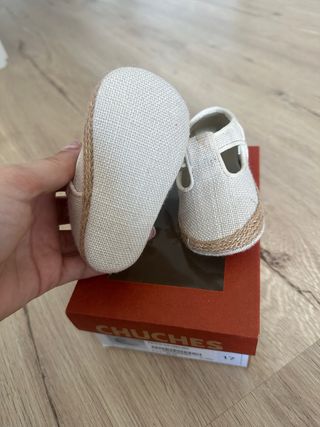 Zapatos ChuchES bebé lino talla 17