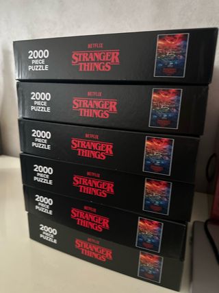 Puzzle 2000 pezzi Stranger Things Netflix