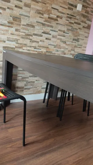 Mesa de salón extensible