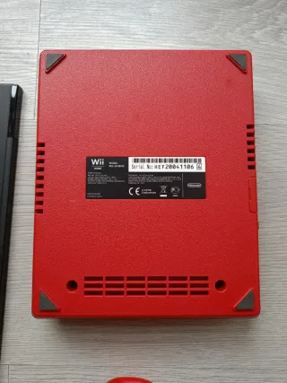 Nintendo Wii Mini + Mario Party 8